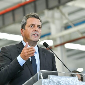 El canje de bonos de Massa aumentará la deuda 14%, aseguran analistas del mercado