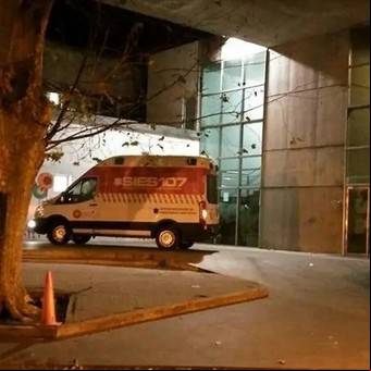 Violencia sin freno: balearon a un nene de dos años y a su tío en la vereda de un almacén del Gran Rosario