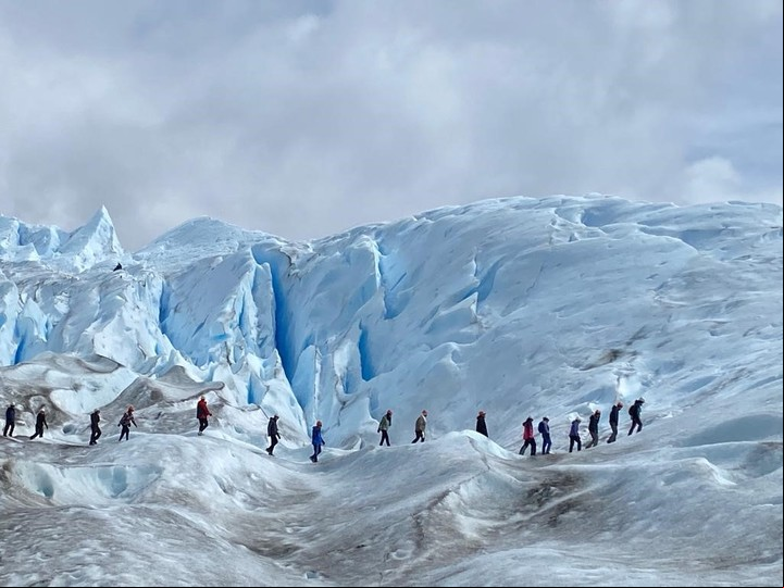 Treking en el glaciar Perito Moreno. Foto DP.