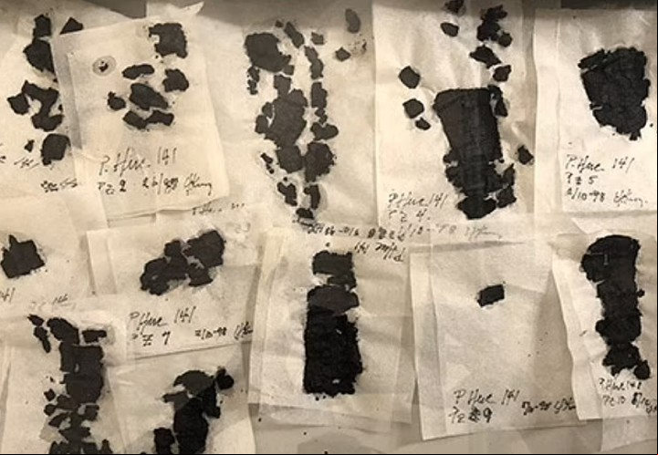 Manuscritos de la biblioteca de Herculano que investigadores de la Universidad de Kentucky intentan descifrar con inteligencia artificial.