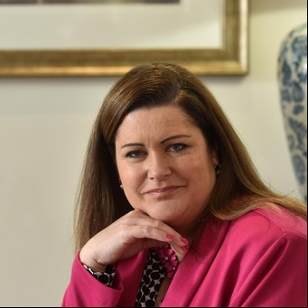 Violada y casi decapitada: tragedia y milagro de  Alison Botha, la mujer que sobrevivió a 30 puñaladas