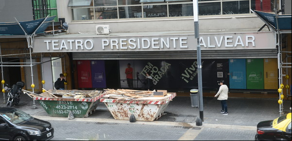 Tras nueve años cerrado, avanzan las obras del Teatro Alvear y prometen reabrirlo en julio