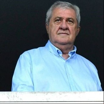 Ameal se cansó de la danza de nombres en Boca: "Basta de tirar técnicos"