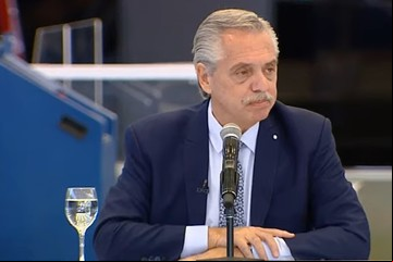 La bajada de Alberto y la "desinvitación" a Wado: por qué el Gobierno faltó a la cumbre empresaria del Llao Llao