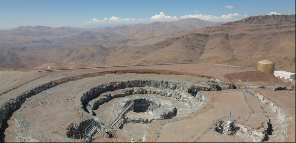 La proeza de crear un telescopio gigante en el cielo austral