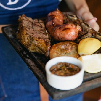Villa Pueyrredón: restaurantes imperdibles y más joyitas gastronómicas en un barrio como los de antes