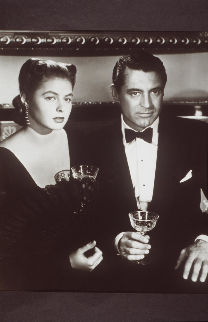 "Notorius", con Ingrid Bermang y Cary Grant. "Una buena película es cuando el precio de la cena, la entrada al cine y la baby sitter valieron la pena".