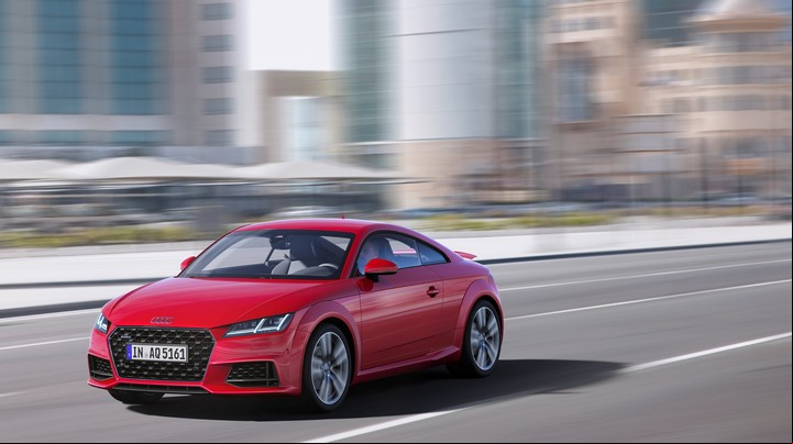 El actual Audi TT se comercializa desde 2014. Su versión más potente tienen 400 caballos de fuerza.