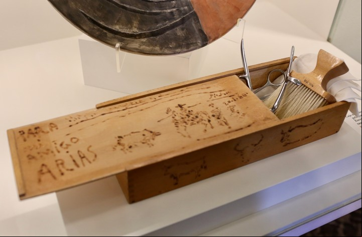 Instrumentos para cortarle el pelo a Picasso.
Foto: Cezaro de Luca