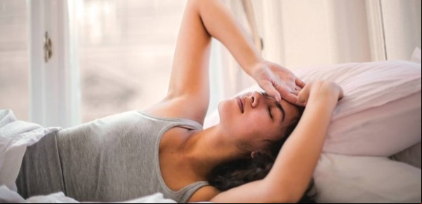 ¿Por qué me duele todo el cuerpo y me siento cansada?