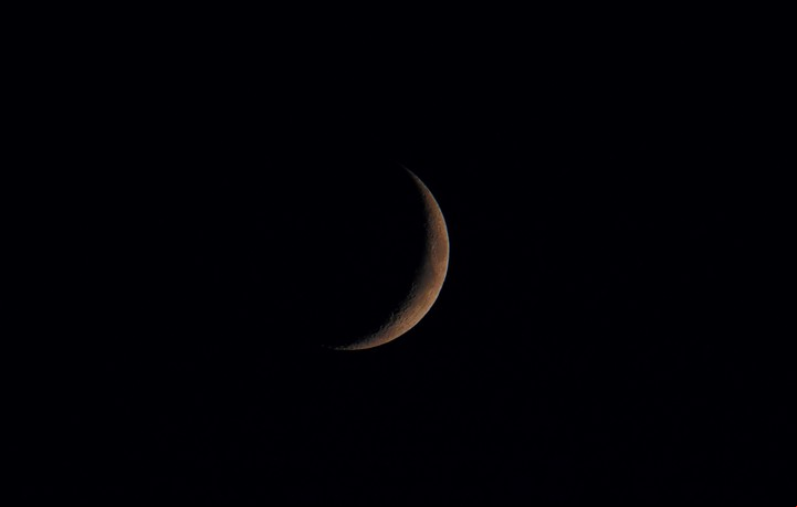 La Luna nueva se dará en los 25 grados de Cáncer este 17 de julio de 2023. Foto: ilustración Shutterstock.