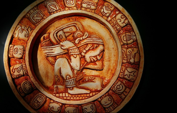 Cada 25 de julio vivimos un "día fuera de tiempo" según el calendario lunar maya. (Foto: ilustración Shutterstock)