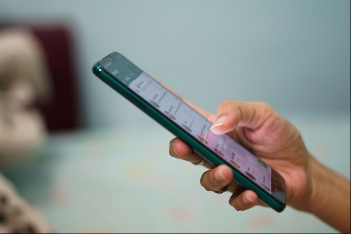 Los grupos de WhatsApp un territorio complejo para las relaciones. Foto Shutterstock.