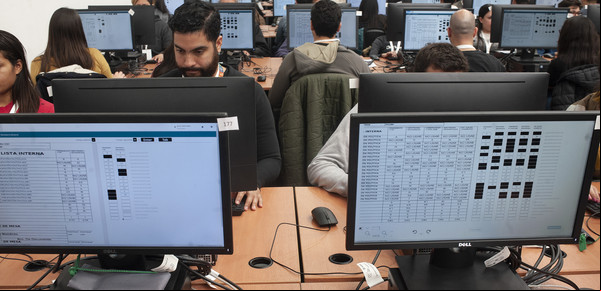 A dos semanas de las PASO, se hizo un simulacro del escrutinio y alertaron que habrá demoras por los datos de la Provincia