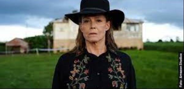 Sigourney Weaver se convirtió en una abuela coraje
