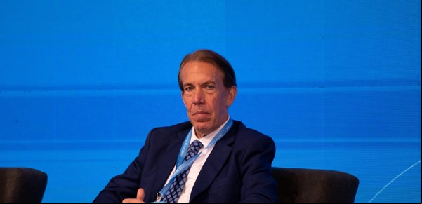 Chris Painter, experto en seguridad informática: "Un ciberataque no es sólo un problema técnico"