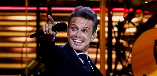 Luis Miguel y sus vínculos con el poder político mexicano: cantó en los 15 de la hija de un presidente y en la boda de otra, ¿por qué?