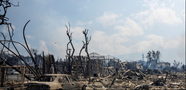 Tras los devastadores incendios forestales, Hawaii seduce a los turistas para que vuelvan con sus dólares