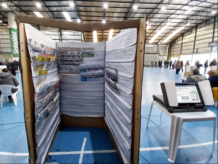 El panorama que se encuentran los votantes en CABA. Foto: Emmanuel Fernández.