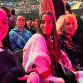 Mirtha Legrand fue a ver a Luis Miguel y el cantante bajó del escenario para darle un regalo: "Fue inolvidable"