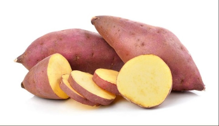 Cuáles son los diez alimentos más sanos. La batata es fuente de vitaminas A, C y B6.