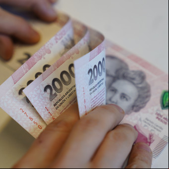 Plazo fijo tradicional vs UVA: con las nuevas tasas, cuál conviene más para ganarle a la inflación