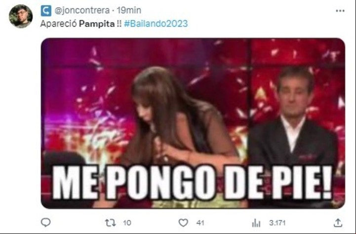 "Me pongo de pie", bromearon que abrió dicho Moria Casán al ver a Pampita.