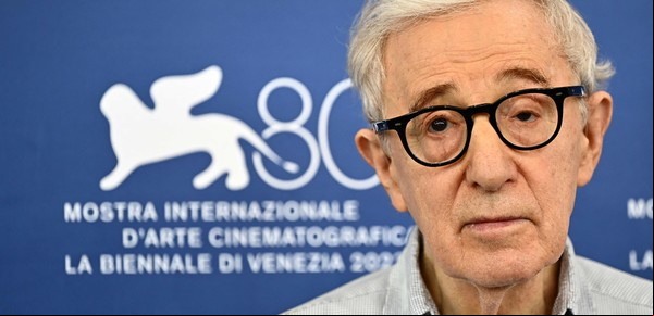 Woody Allen apareció en Venecia y sí, tiene un Golpe de suerte