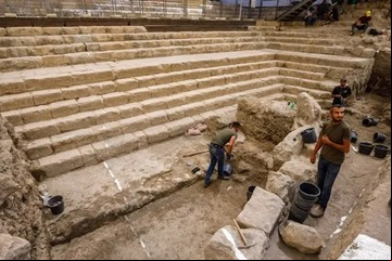 Después de 2.000 años desentierran los escalones donde Jesús sanó a un ciego