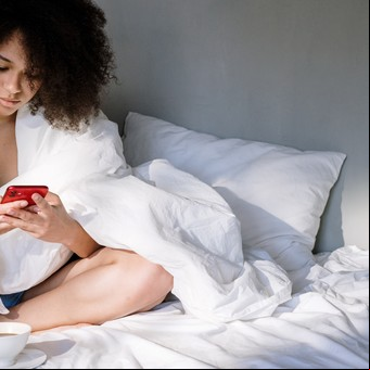 Los mensajes y frases más originales para tu estado de Whatsapp