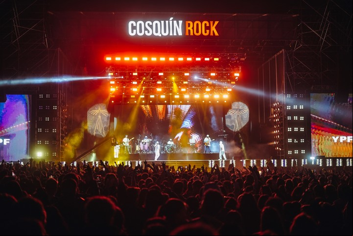 El festival Cosquin Rock se viene realizando desde 2001 y se convirtió en un clásico que atrae a fans todo el país.