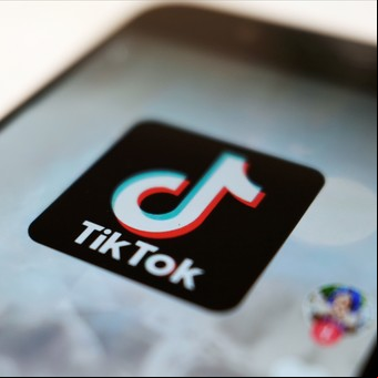 Demure: la tendencia de TikTok que está revolucionando las redes
