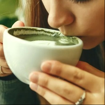 Cuál es la poderosa infusión japonesa que equivale a 10 tazas de té verde