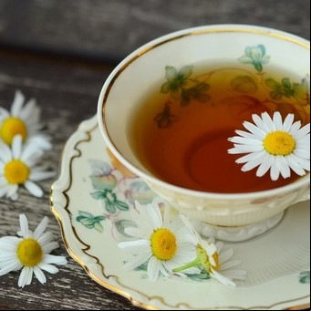 ¿Qué pasa si tomo té de manzanilla todas las noches?
