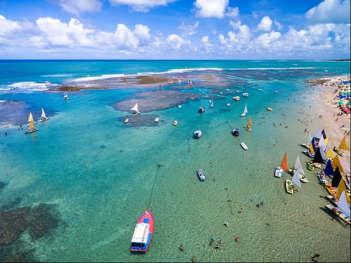 Vista aérea de Porto de Galinhas, en el Nordeste de Brasil. Foto Shutterstock