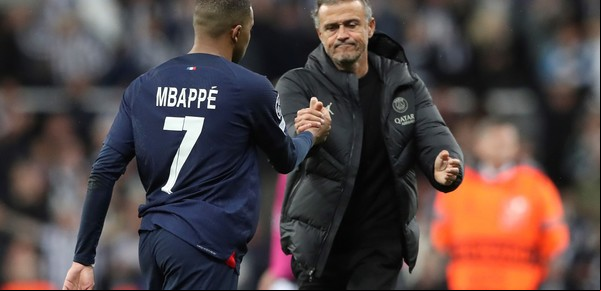 Mbappé metió un triplete, pero a Luis Enrique, su DT en PSG, no le alcanzó: "No estoy muy contento hoy con Kylian"