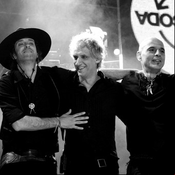 Soda Stereo por fin recibirá su primer Grammy: "Ahora queremos una esquina, como Charly García"