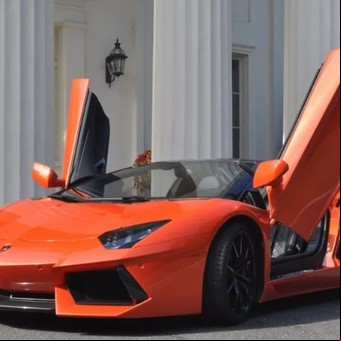 Ayunó 33 días para que Dios le regalara un Lamborghini y casi muere de hambre