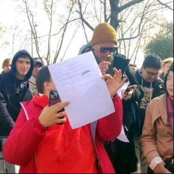 "Alivio ruso": Migraciones cambió una condición clave para poder residir en el país