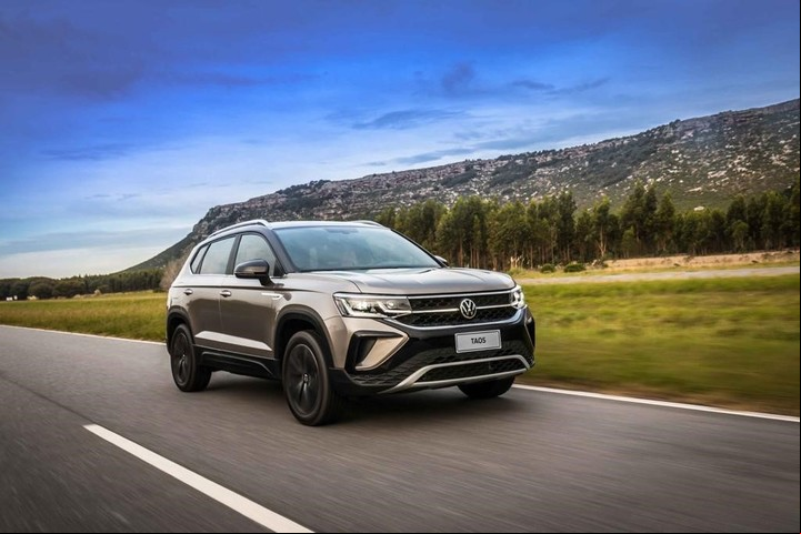 Volkswagen Taos.