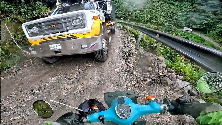 Una ruta complicada: el "Trampolin de la Muerte", en Colombia. Foto Pablo Imhoff