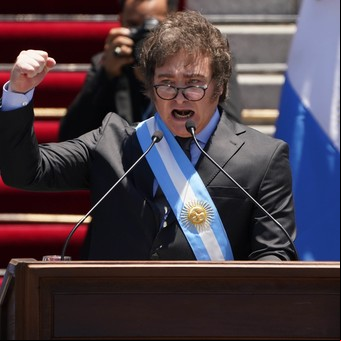 Javier Milei cruzó a los dirigentes que rechazan el DNU: "Algunos por sadismo y otros por corruptos quieren mantener encadenados a los argentinos"