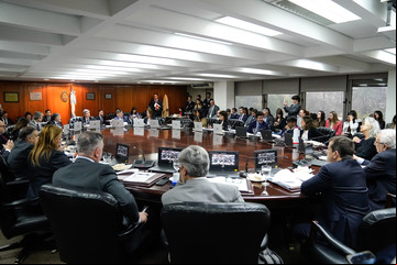 El gobierno pone un pie en la Magistratura e intentará acelerar los concursos de jueces