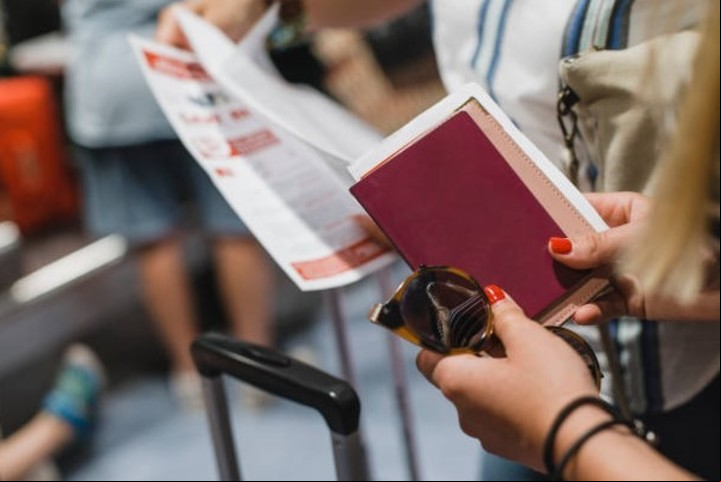 Muchos se quedaron a medio camino de la ciudadanía italiana tras el dictado de la medida. Foto: iStock.
