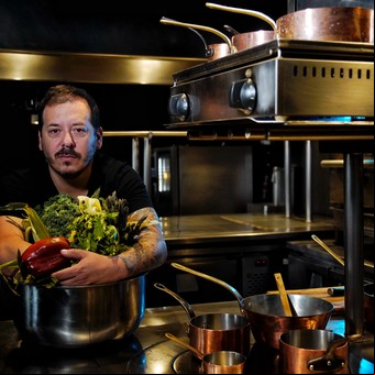 Gonzalo Aramburu, el gran ganador de las estrellas Michelin: cuánto sale su menú y dónde come las mejores milanesas