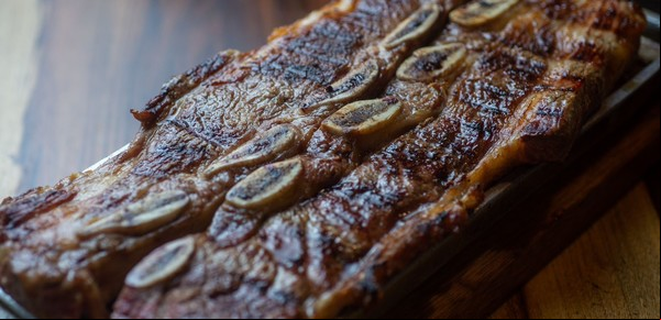 Desde 1953, un clásico restaurante de Palermo ahora tiene descuentos imperdibles: hasta un 30% en esta famosa parrilla