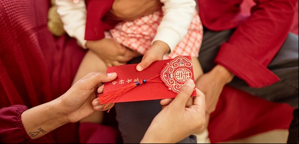 Año Nuevo chino 2025: cómo hacer el ritual del sobre rojo para atraer dinero y riqueza