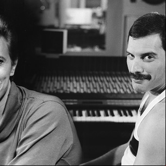 La feroz guerra de egos entre Freddie Mercury y David Bowie: el detrás de escena del hit “Under pressure” de Queen