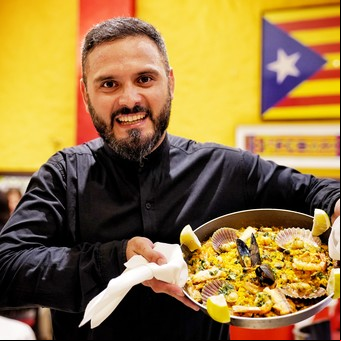 Tras un incendio, reabrió en San Telmo un tradicional restaurante español con más de 130 años de historia