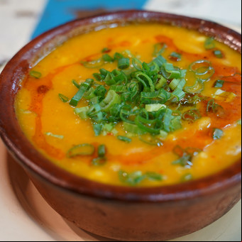 Locro del 1 de mayo: los 12 mejores bodegones y restaurantes de CABA para comer a buen precio este Día del Trabajador